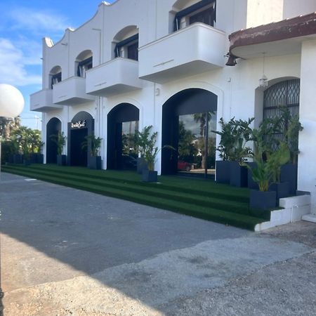 Casa Con Finestra Che Vede Il Mare Villa Fasano Luaran gambar