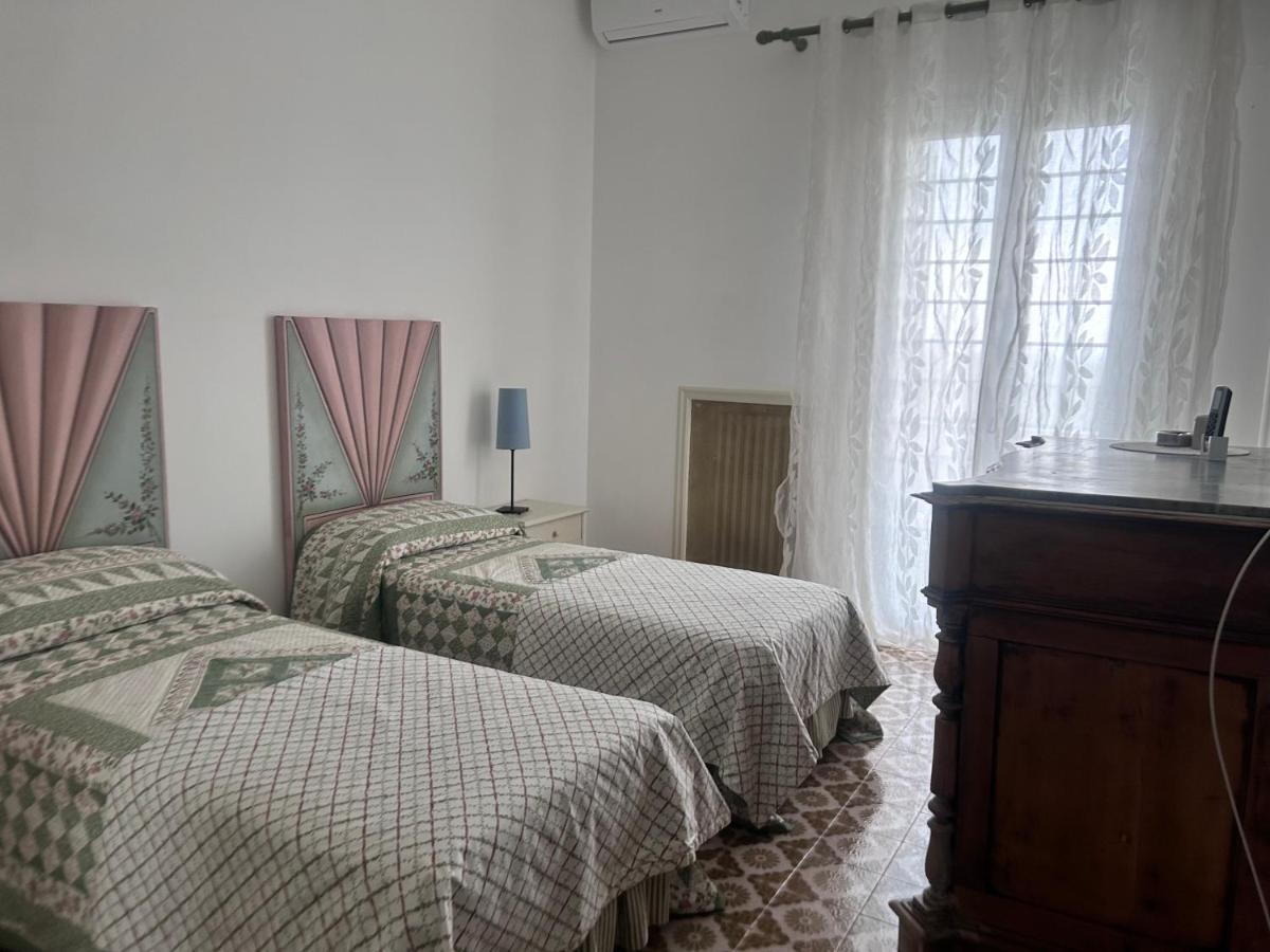 Casa Con Finestra Che Vede Il Mare Villa Fasano Luaran gambar